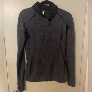 Lululemon exercise top size 6